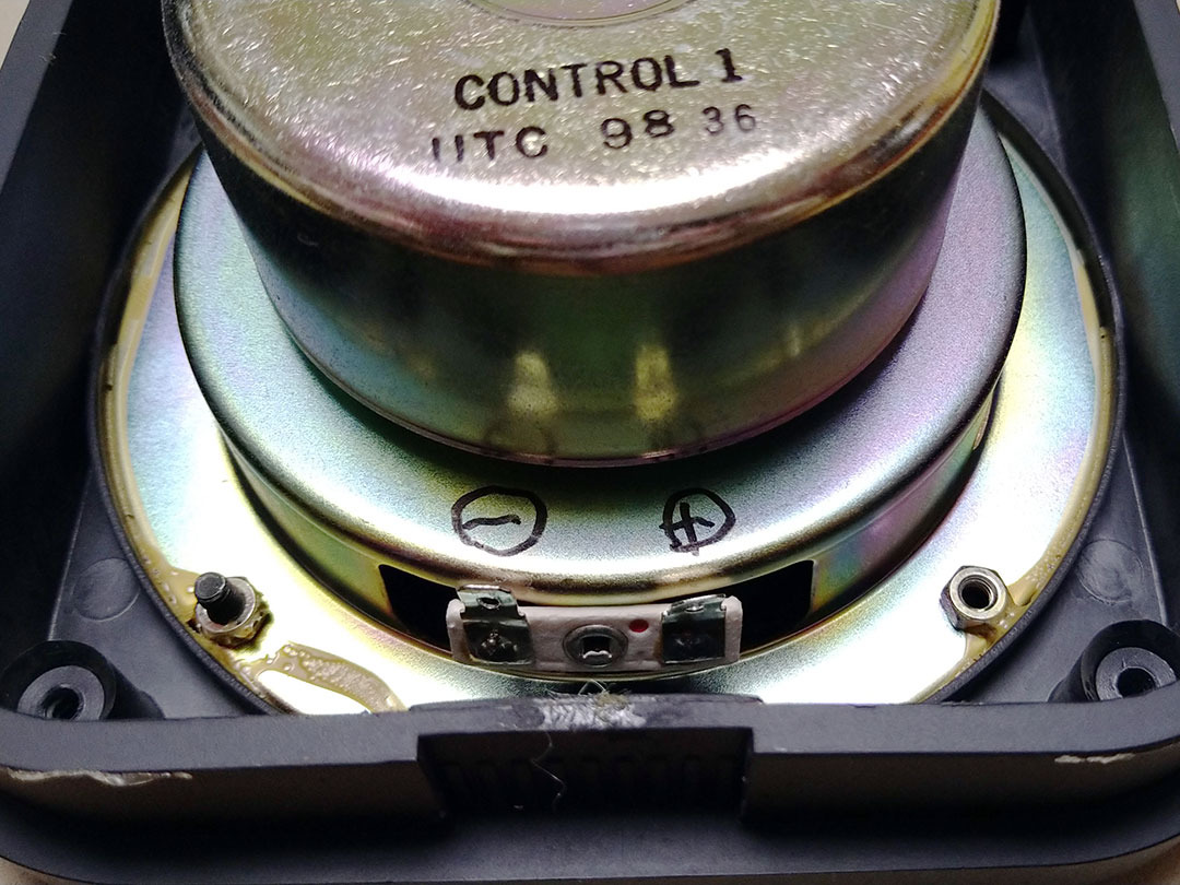 JBL Control1シリーズ修理＆改造: ５１０いぢったり日記